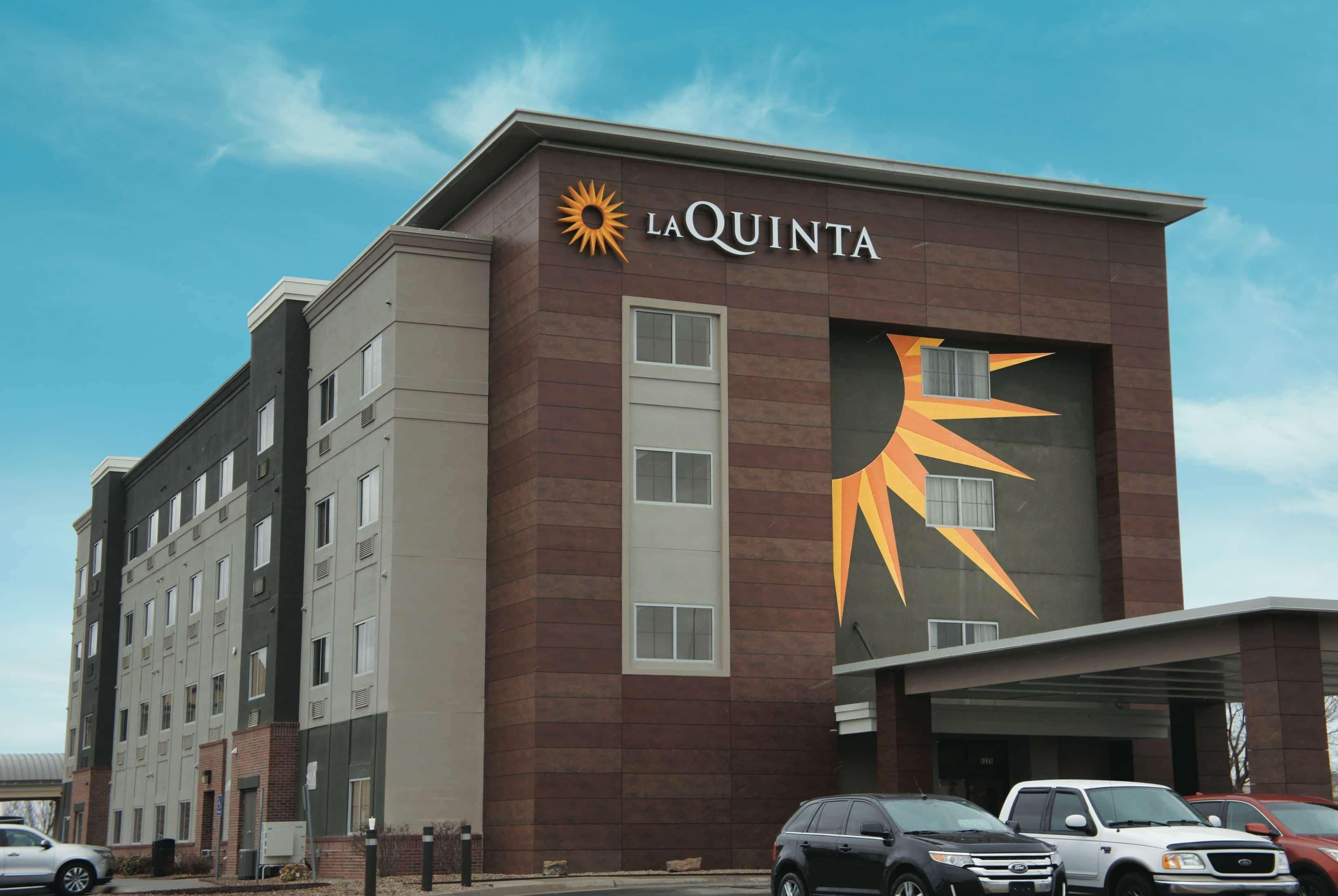 La Quinta By Wyndham Wichita Airport Exterior foto