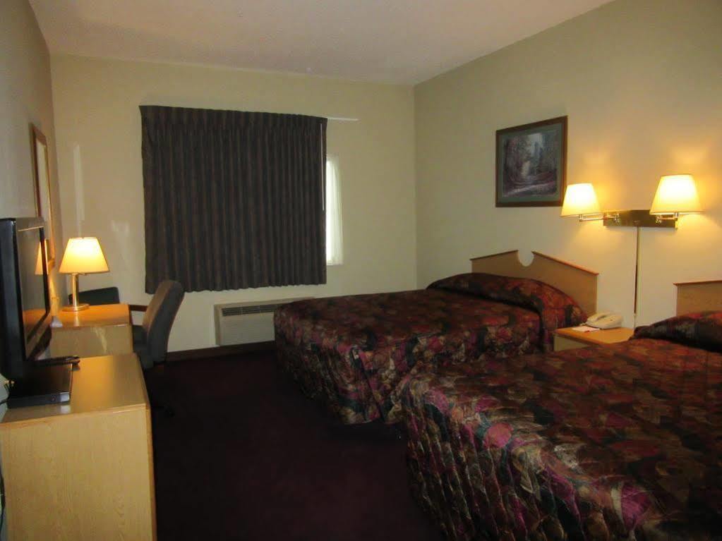 La Quinta By Wyndham Wichita Airport Exterior foto